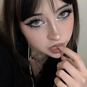 Full leaked Kyukiuwu private onlyfans photo