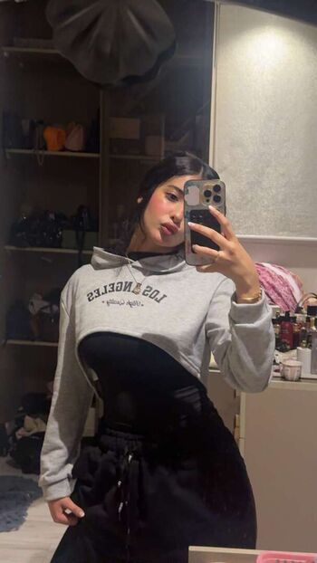 Full leaked L ageel private photo