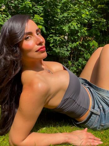 Full leaked La layana rous page private photo