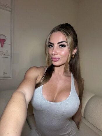 Full leaked La petite ange page private onlyfans photo