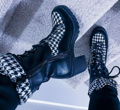 Full leaked La plebe boots private photo
