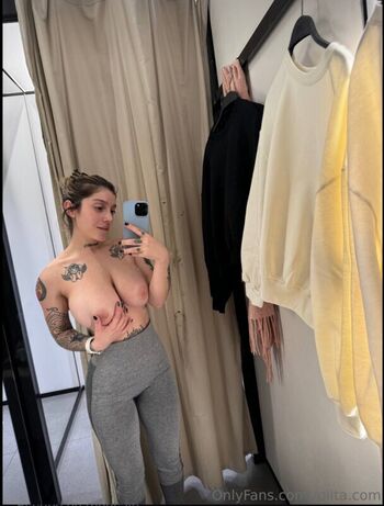 Full leaked La roli page private photo