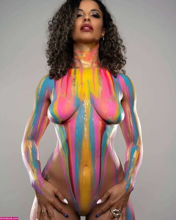 Full leaked Laalemanaofficia private onlyfans photo