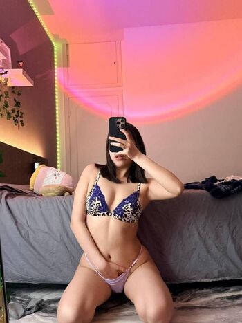 Full leaked Laalemonz private onlyfans photo