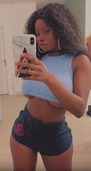 Full leaked Ladona private photo