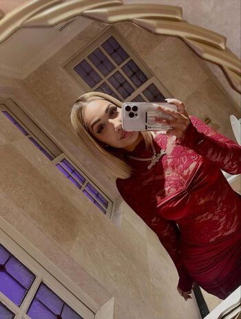 Full leaked Ladurahtxentrenaconmigo private onlyfans photo