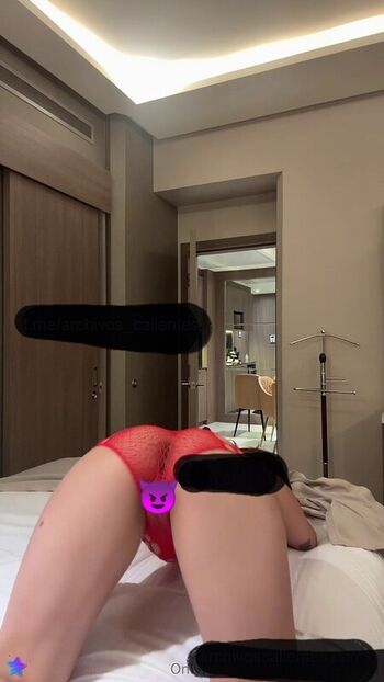 Full leaked Lady pays private photo