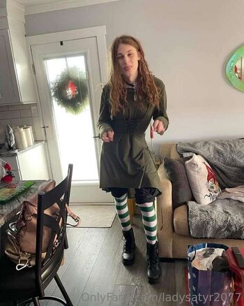 Full leaked Lady satyr private onlyfans photo