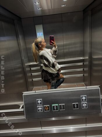 Full leaked Lady sophie private onlyfans photo