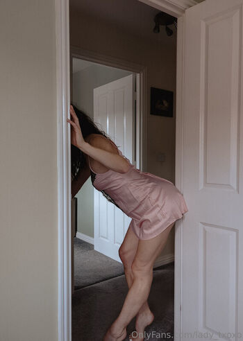 Full leaked Lady txoxo page private photo