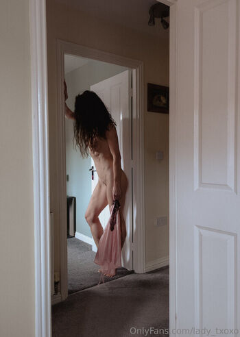Full leaked Lady txoxo page private photo