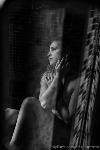 Full leaked Ladyflame private onlyfans photo