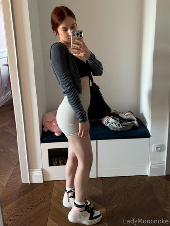 Full leaked Ladymononokefree private photo