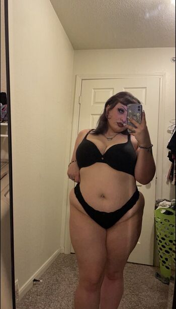 ladyohbitchuary