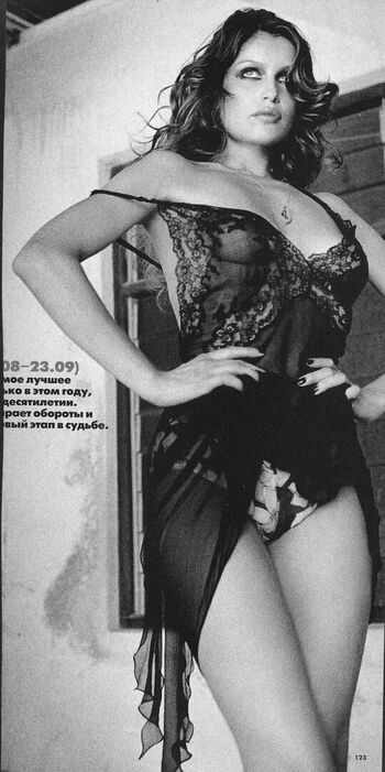 Full leaked Laetitia casta private photo