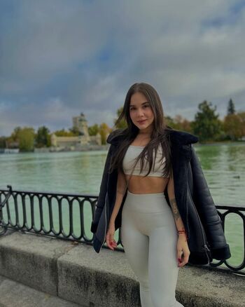 Full leaked Laflowers private onlyfans photo