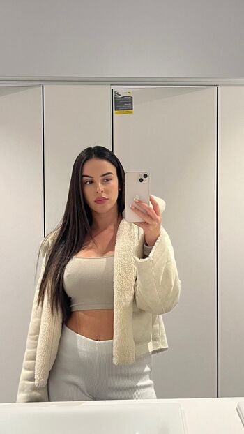 Full leaked Laiablue private onlyfans photo