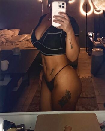 Full leaked Laica mae private photo