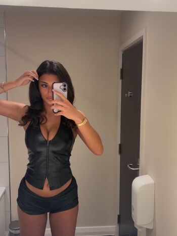 Full leaked Laila abadi private photo