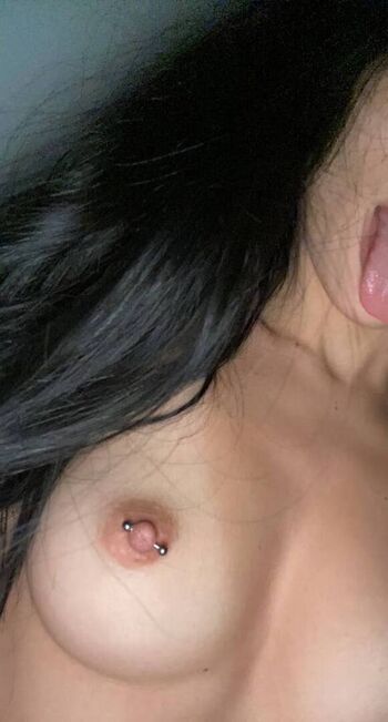 Full leaked Lailayzl private photo