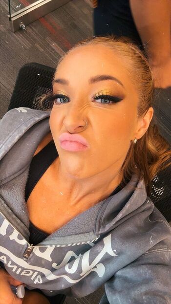 Full leaked Lainey reid page private onlyfans photo