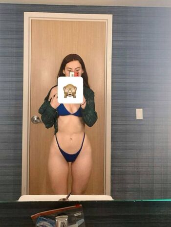 Full leaked Laishalifts private onlyfans photo