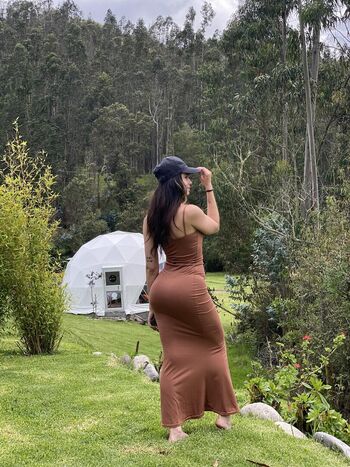 Full leaked Lalesca pasquini private onlyfans photo