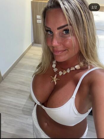 Full leaked Lambojezzica private onlyfans photo