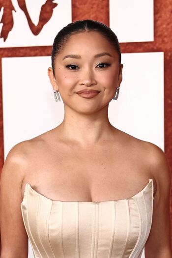 Full leaked Lana condor page private photo