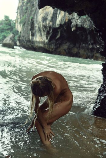 Full leaked Lana ocean private onlyfans photo