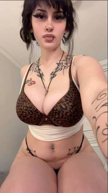 Full leaked Lanabigcherry private photo