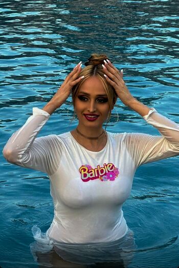 Full leaked Lanarose private onlyfans photo