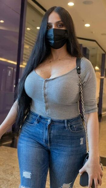 Full leaked Lanarose private photo