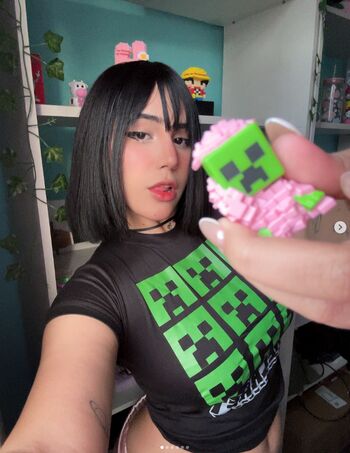 Full leaked Lanarosie private onlyfans photo