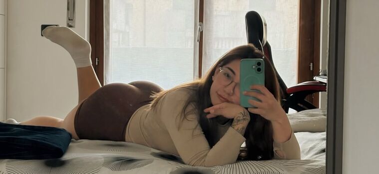 Full leaked Landa or private photo