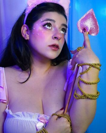 Full leaked Lapeachysama private onlyfans photo