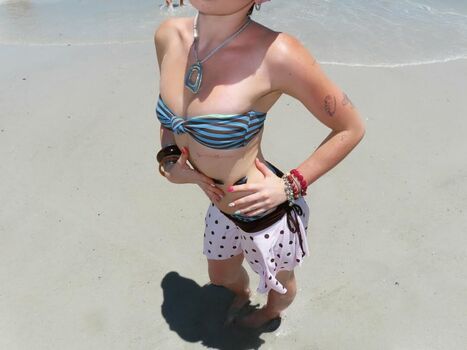 Full leaked Lara adkins private onlyfans photo