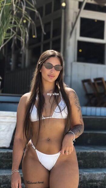 Full leaked Lara castro private photo