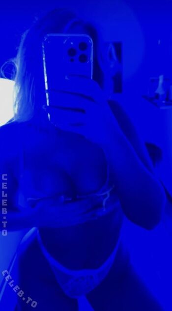 Full leaked Lara charlottee private photo