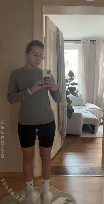 Full leaked Lara esser private photo