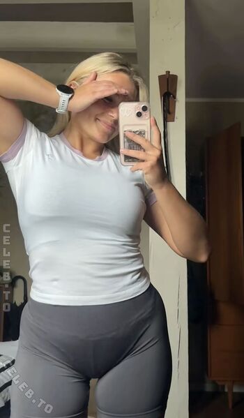 Full leaked Lara esser private photo