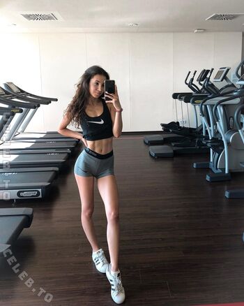 Full leaked Lara kimpel page private onlyfans photo