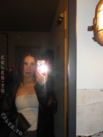 Full leaked Lara kimpel private onlyfans photo