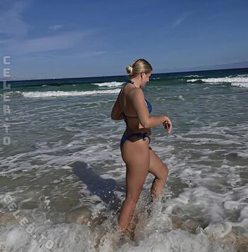 Full leaked Lara kuhl private onlyfans photo