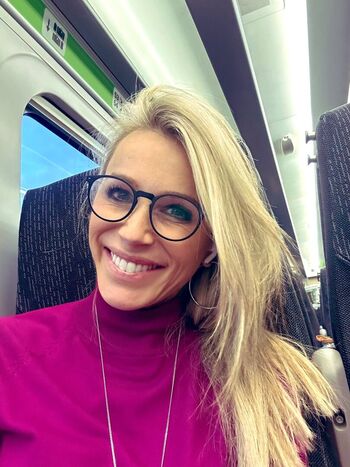 Full leaked Lara lewington private onlyfans photo