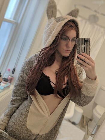 Full leaked Lara loxley private photo