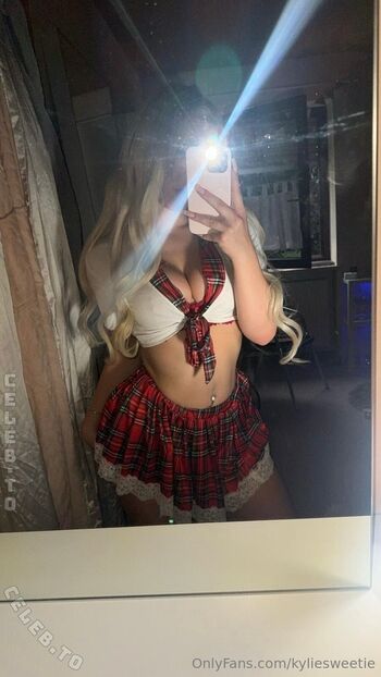 Full leaked Lara lucia private onlyfans photo