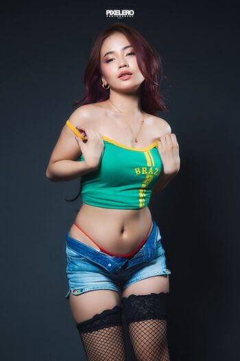 Full leaked Lara lynn torrefiel private photo