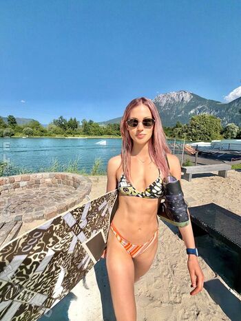 Full leaked Lara markthaler private photo