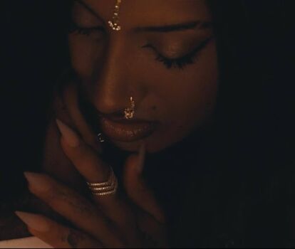 LARA RAJ / lararajj (member of KATSEYE)